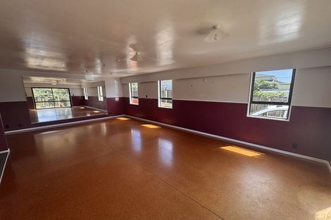 Photo of property in 25 Ngatitoa Street, Tawa, Wellington, 5028