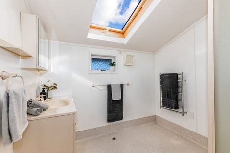 Photo of property in 50 Totara Crescent, Woburn, Lower Hutt, 5010