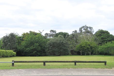 Photo of property in 24 Myrtle Drive, Omokoroa, 3114