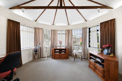 Photo of property in 2 Guy Place, Melville, Hamilton, 3206