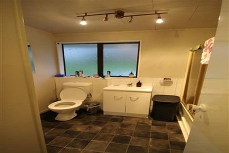 Photo of property in 106 Moire Road, West Harbour, Auckland, 0618