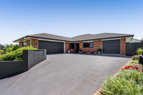 Photo of property in 32b Ainslee Street, Highlands Park, New Plymouth, 4312