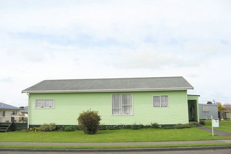 Photo of property in 7 Rimu Street, Inglewood, 4330