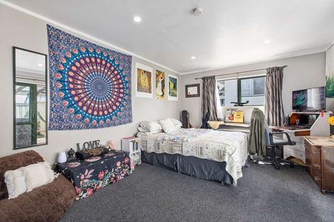 Photo of property in 16 Oioi Road, Hobsonville, Auckland, 0616