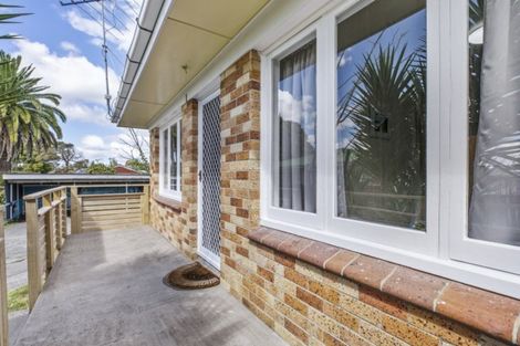 Photo of property in 6 View Road, Papakura, 2110