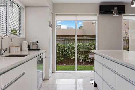 Photo of property in 7 Cheltenham Street, Merivale, Christchurch, 8014