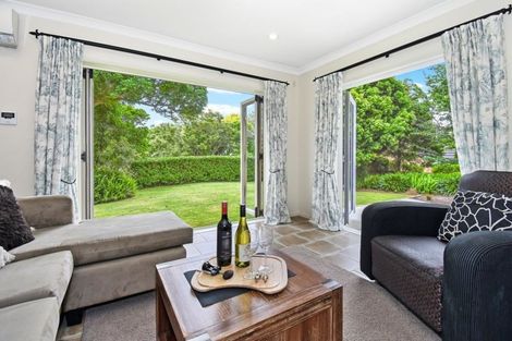 Photo of property in 17 Campbell Street, Waiuku, 2123