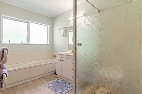 Photo of property in 18a South Street, Papakura, 2110