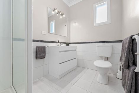 Photo of property in 33 Mission Street, Waterloo, Lower Hutt, 5011