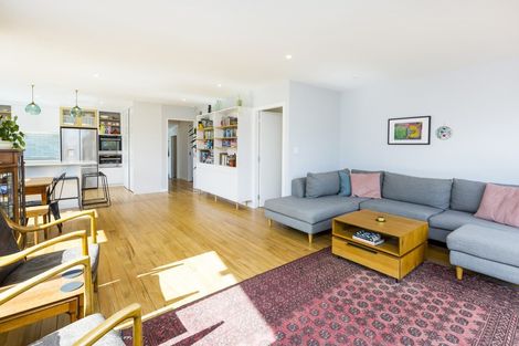 Photo of property in 2 Hobbit Lane, Pinehaven, Upper Hutt, 5371