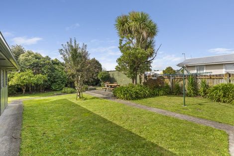 Photo of property in 27 Waterloo Crescent, Hokowhitu, Palmerston North, 4410