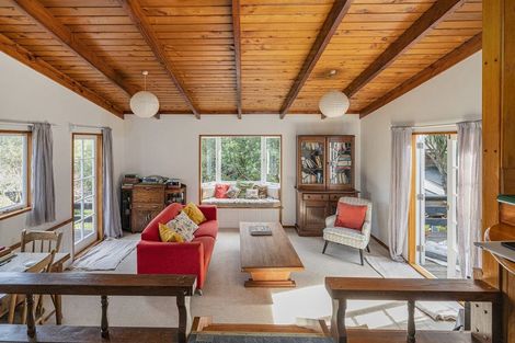 Photo of property in 5b Pohutukawa Grove, Whitianga, 3510