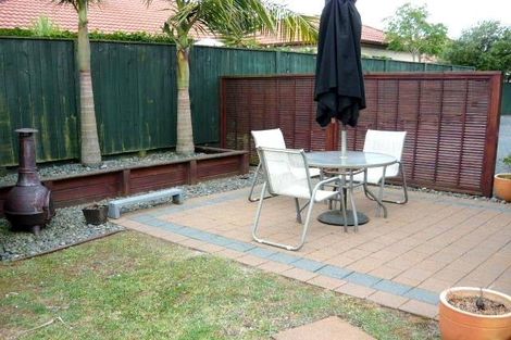 Photo of property in 27 Seneca Court, Golflands, Auckland, 2013