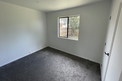 Photo of property in 134a Mcleod Road, Te Atatu South, Auckland, 0610