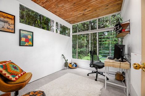 Photo of property in 30 Kopiko Road, Titirangi, Auckland, 0604