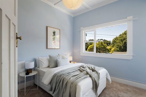 Photo of property in 25a Belle Vue Avenue, Northcote Point, Auckland, 0627