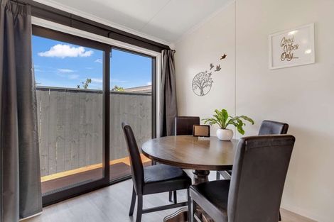 Photo of property in 3b Duff Crescent, Highbury, Palmerston North, 4412