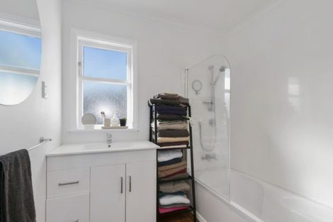 Photo of property in 42 Donnelley Drive, Wainuiomata, Lower Hutt, 5014