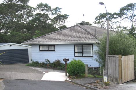 Photo of property in 8 Luxor Place, Massey, Auckland, 0614