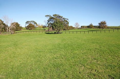 Photo of property in 10 Bryant Road, Karaka, Papakura, 2580