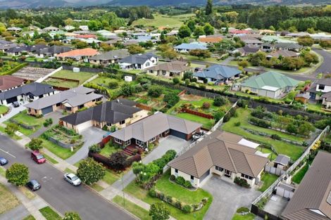 Photo of property in 10 Uretara Drive, Katikati, 3129