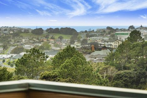 Photo of property in 60 Scott Road, Stanmore Bay, Whangaparaoa, 0932