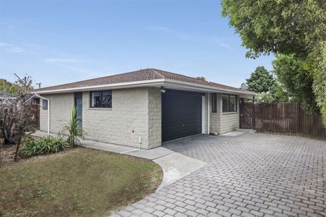 Photo of property in 54b Aorangi Road, Bryndwr, Christchurch, 8053