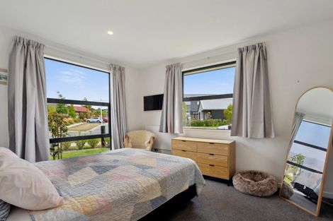 Photo of property in 8 Mount Burke Street, Wanaka, 9305