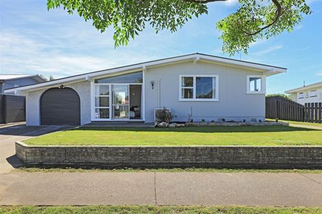 Photo of property in 22 Sunderland Drive, Flaxmere, Hastings, 4120