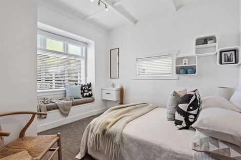 Photo of property in 1/35 Nile Road, Milford, Auckland, 0620