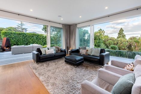 Photo of property in 40 Channel View Road, Campbells Bay, Auckland, 0630