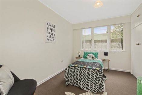 Photo of property in 205 Miromiro Road, Normandale, Lower Hutt, 5010