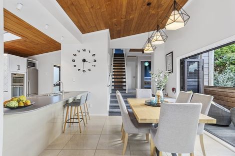 Photo of property in 131 Hinewa Road, Otumoetai, Tauranga, 3110