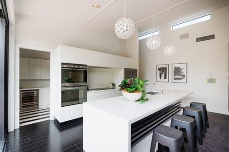 Photo of property in 27a Phoenix Avenue, Hokowhitu, Palmerston North, 4410