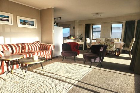 Photo of property in 90b Marine Parade, Mount Maunganui, 3116