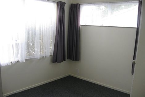 Photo of property in 72a Guadeloupe Crescent, Grenada Village, Wellington, 6037