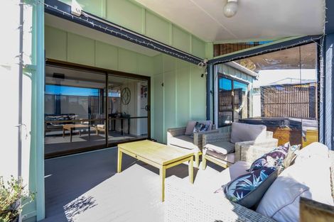 Photo of property in 5 Antonia Place, Bell Block, New Plymouth, 4312