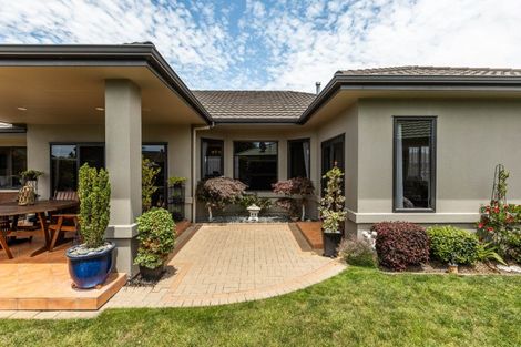 Photo of property in 9 Rutland Place, Taradale, Napier, 4112