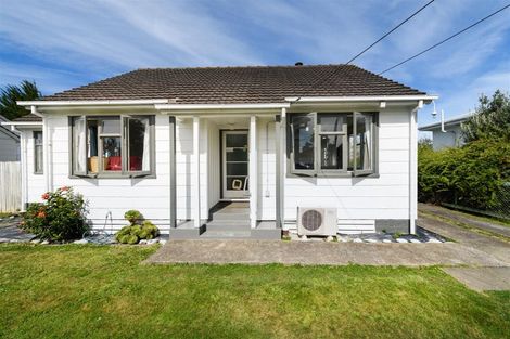 Photo of property in 35 Beaven Street, Marton, 4710