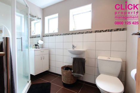 Photo of property in 11 Larkins Street, Helensburgh, Dunedin, 9010