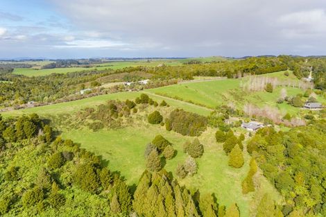 Photo of property in 1064 Pungaere Road, Waipapa, 0295