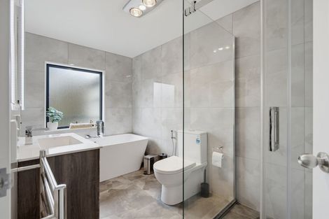 Photo of property in 373/71 Fernhill Way, Oteha, Auckland, 0632