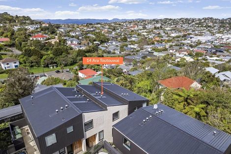 Photo of property in 14 Ara Toutouwai, Karori, Wellington, 6012
