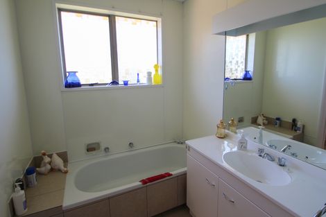 Photo of property in 40a Gordon Street, Weston, Oamaru, 9401