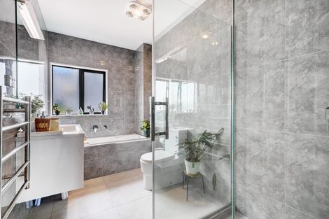 Photo of property in 31 Shibata Rise, Ranui, Auckland, 0612