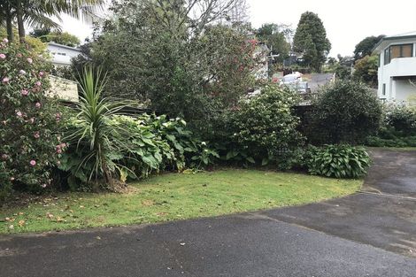 Photo of property in 2/5 Kegworth Place, Browns Bay, Auckland, 0630