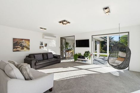 Photo of property in 9 Noble Close, Rangiora, 7400