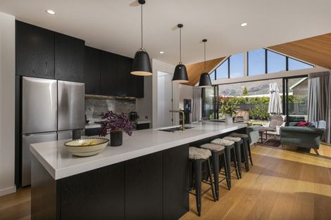 Photo of property in 170b Beacon Point Road, Wanaka, 9305