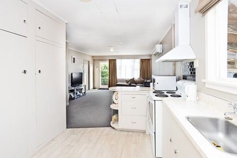 Photo of property in 8a Maitland Street, Strathern, Invercargill, 9812