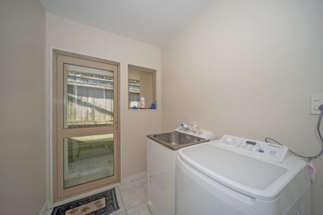 Photo of property in 24 Jordan Street, Island Bay, Wellington, 6023